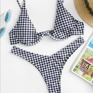Gingham underwire bikini